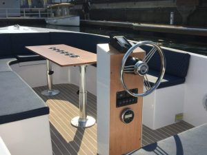 2018 VOLT 180 | WHITE & NAVY | FULL EQUIPPED | 9