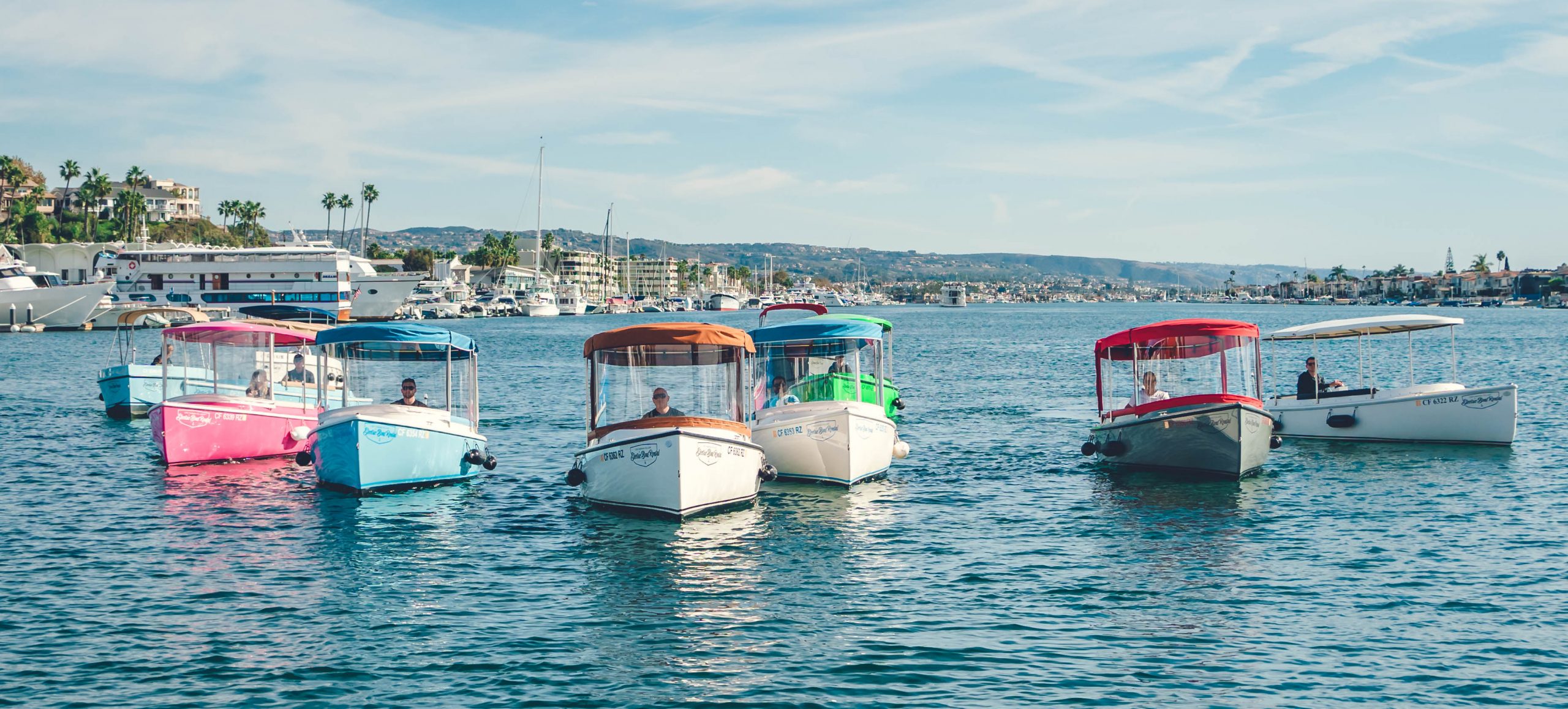 uøkonomisk vogn Tilståelse Newport Beach Electric Boats Rental | Lido Marina Village